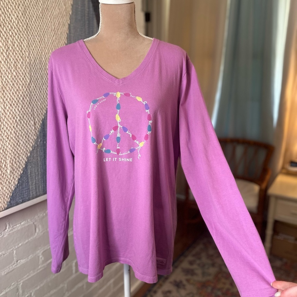 Life is Good Purple Peace Christmas Lights T-Shirt - Picture 2 of 11
